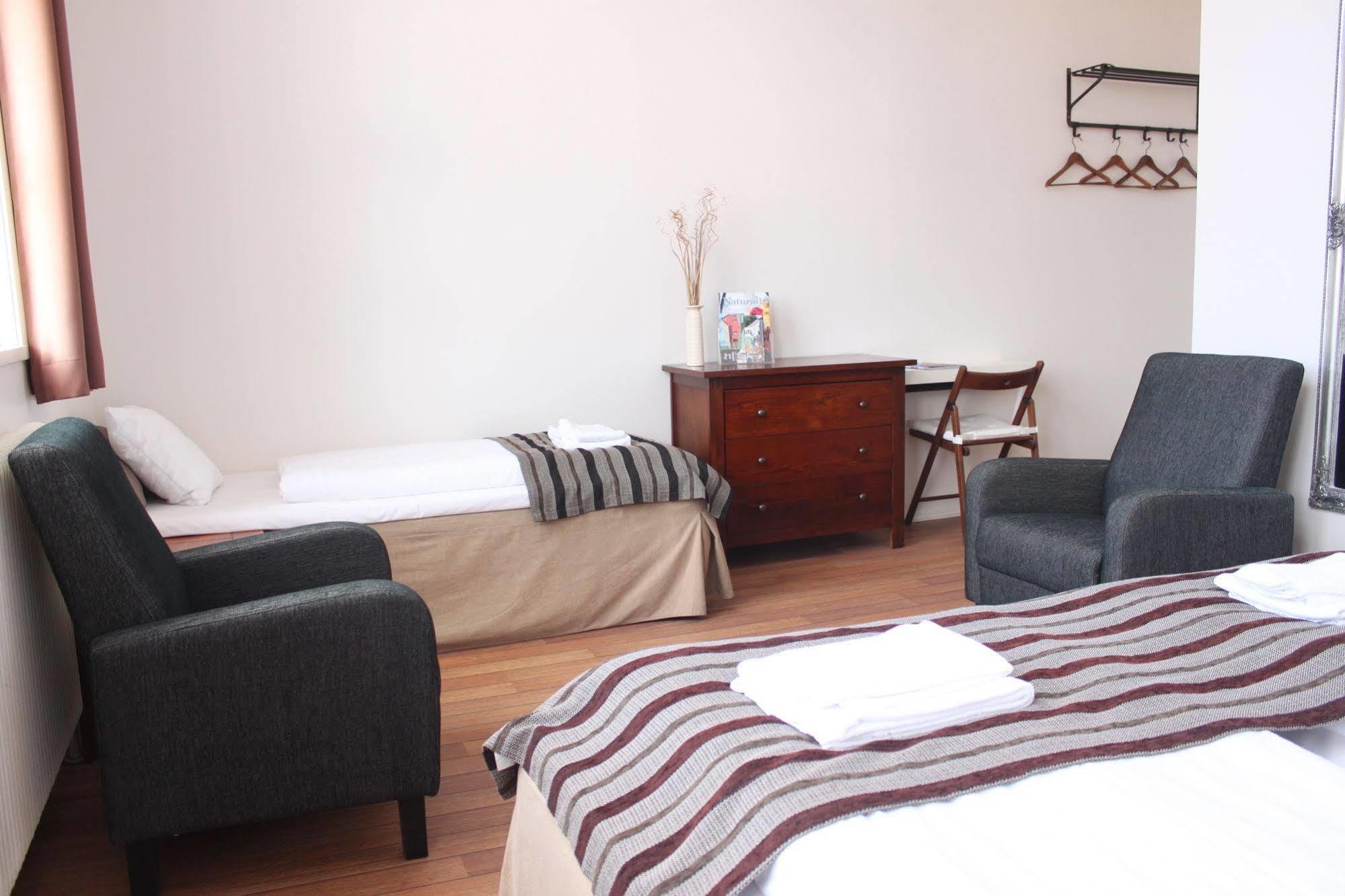 Guesthouse Eleven Hotel Arvika Dış mekan fotoğraf