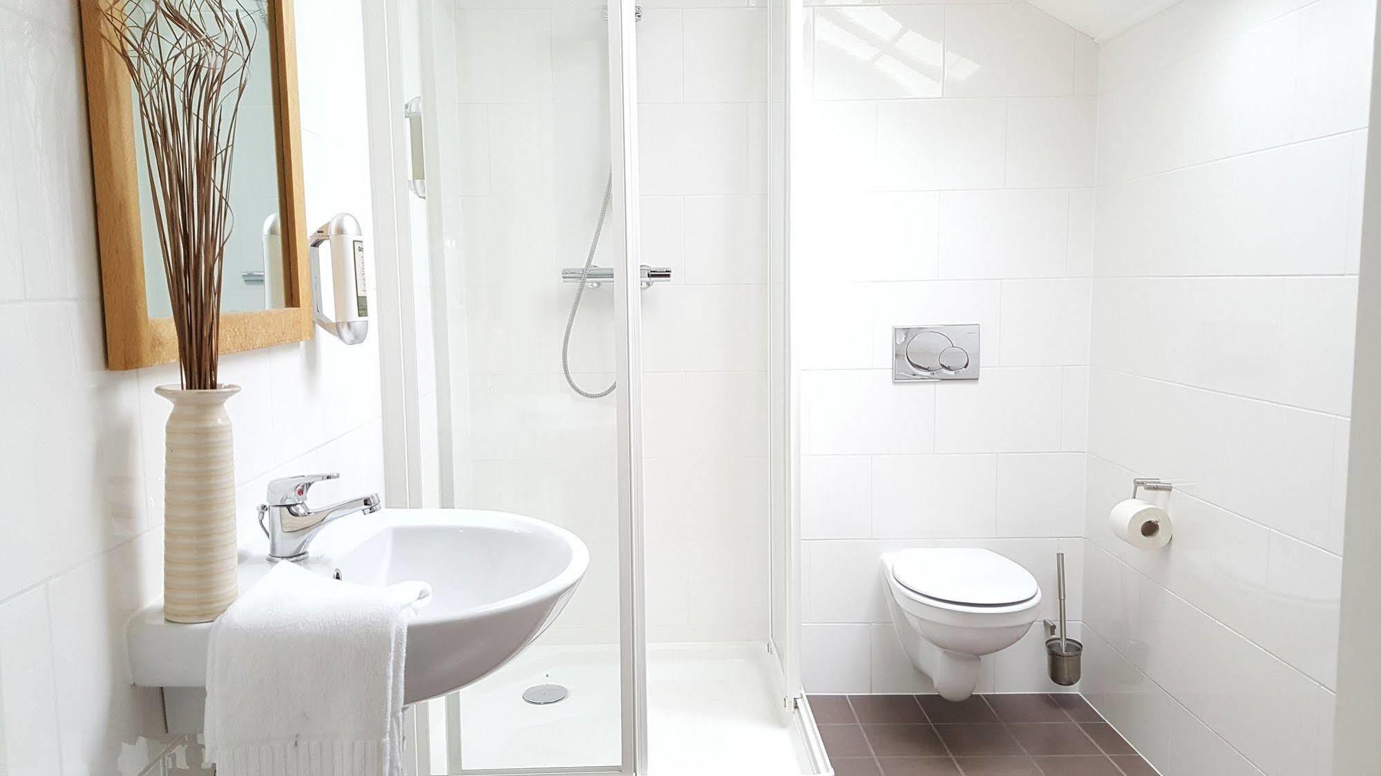 Guesthouse Eleven Hotel Arvika Dış mekan fotoğraf