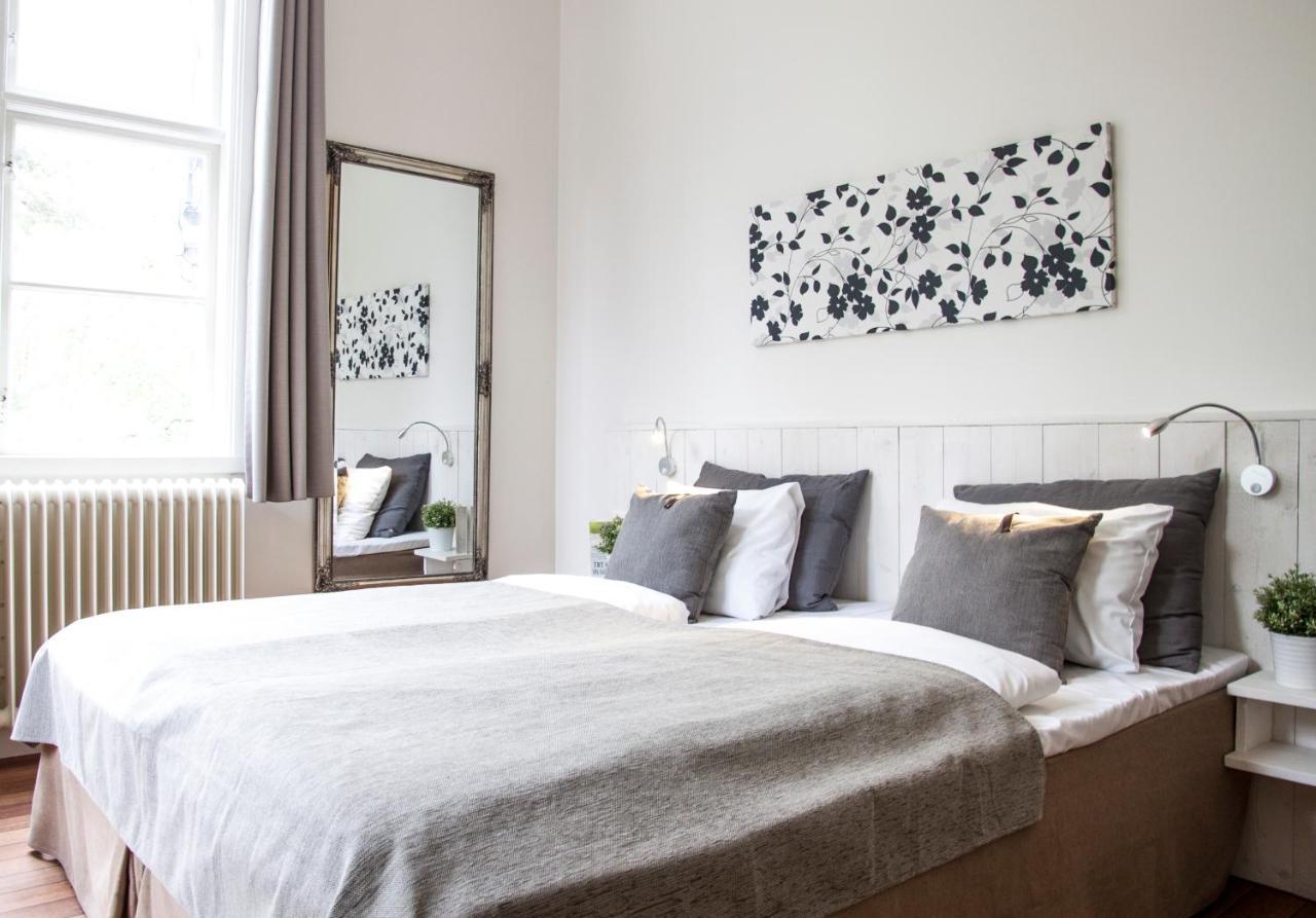 Guesthouse Eleven Hotel Arvika Dış mekan fotoğraf